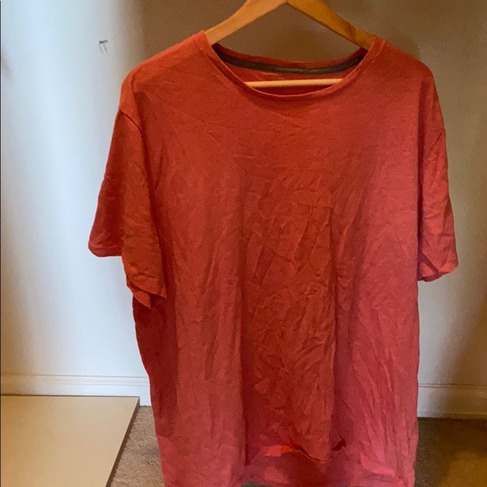 Plain tee